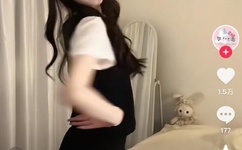 藤条红肿颤抖扒开臀缝